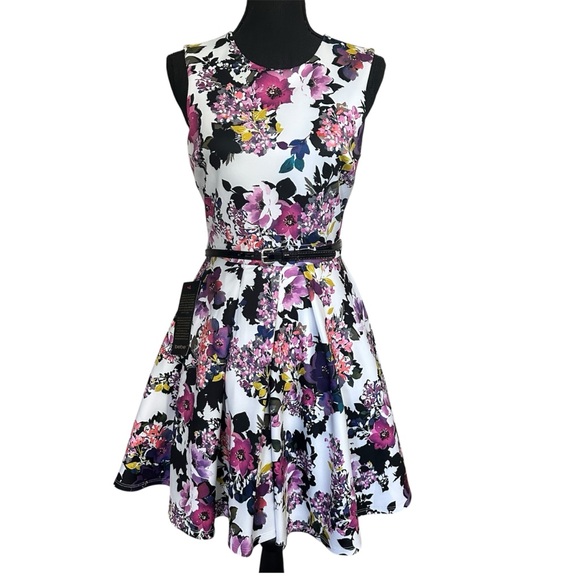 Maeve Dresses & Skirts - NWT Bebe floral print fit and flare sleeveless dress small